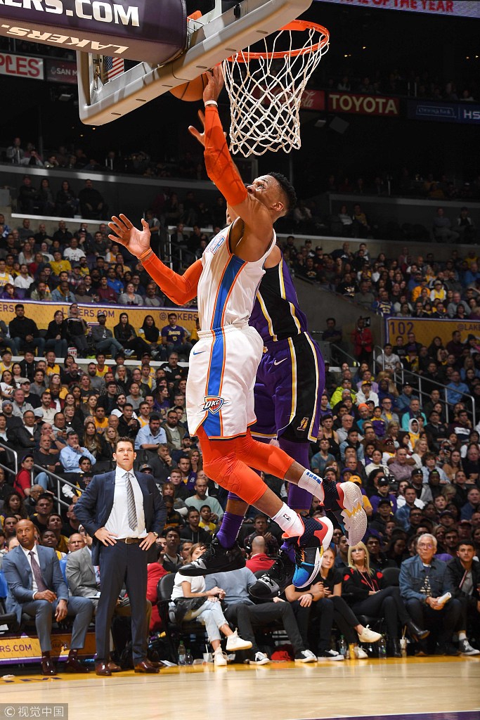 了深切的感 了深切的感