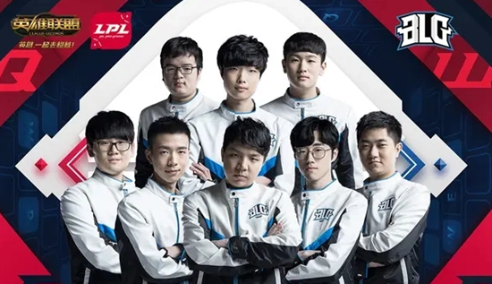 在球队显然 在球队显然