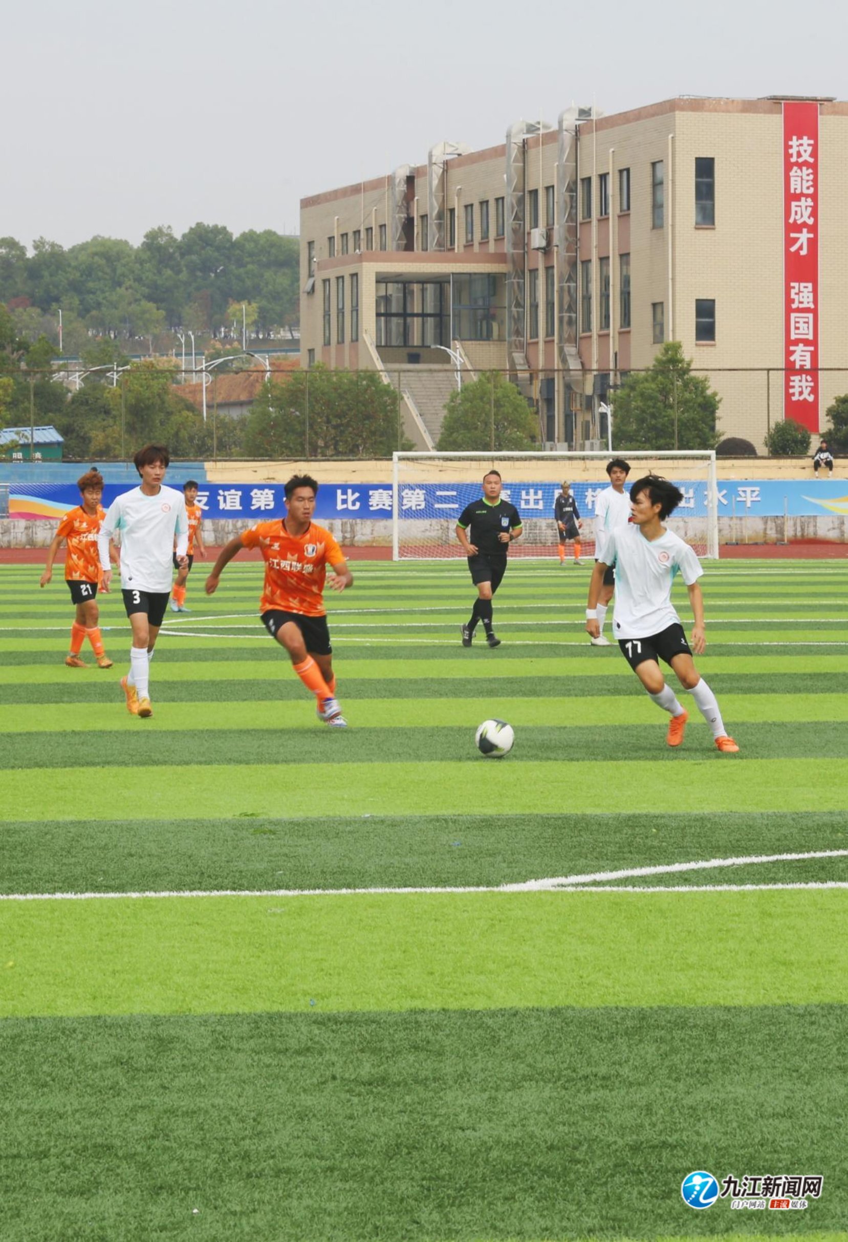 率背后的真 率背后的真