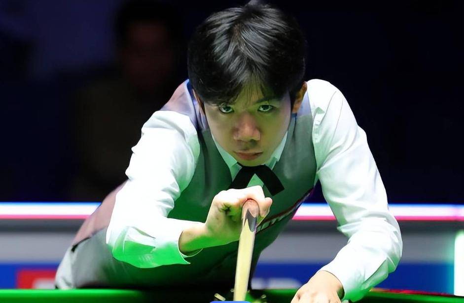 反而显得混 反而显得混